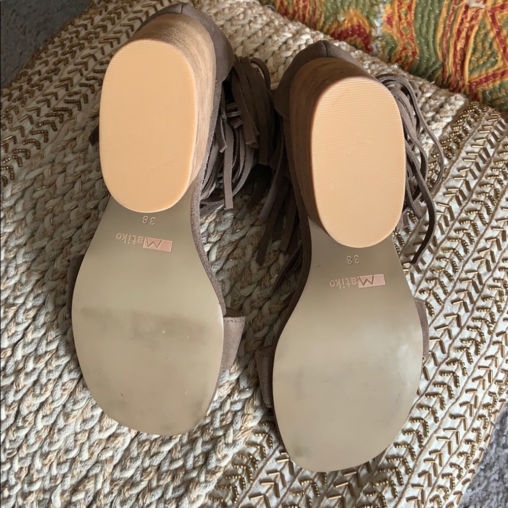 Sandals - Picture 4 of 4